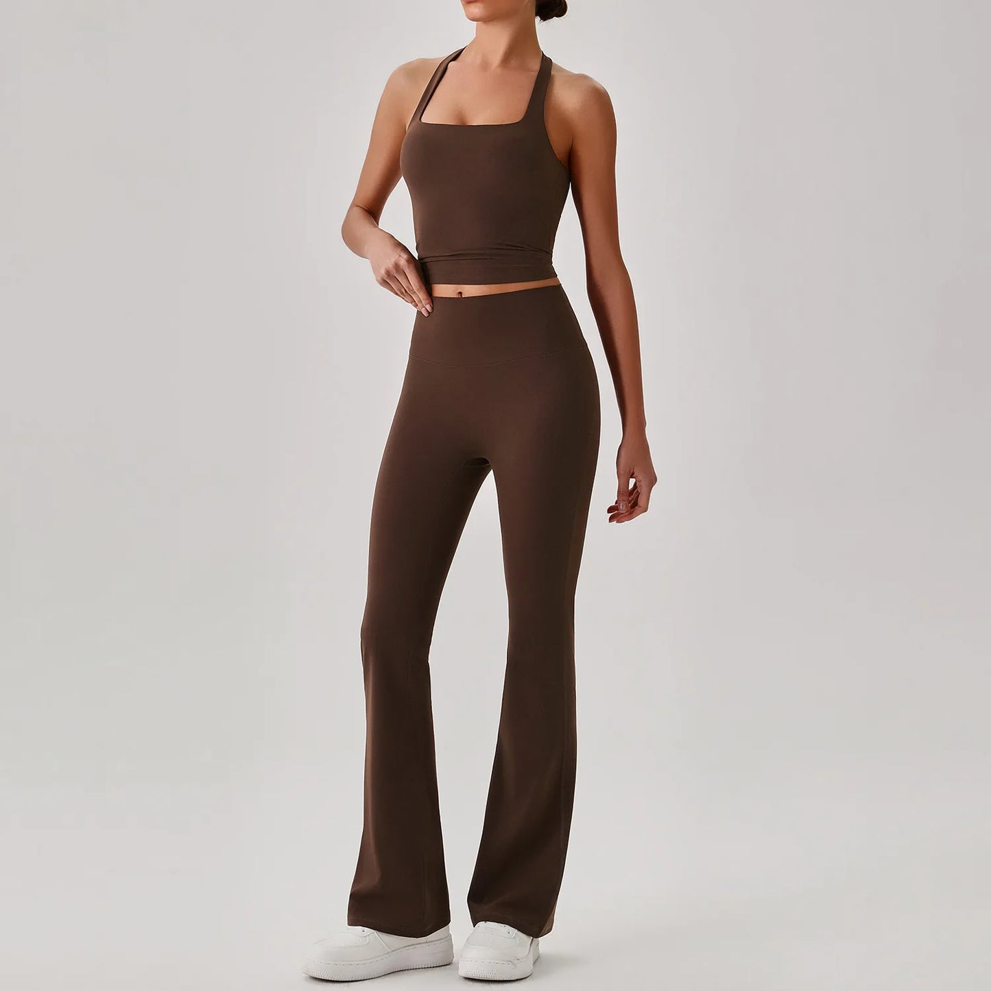 VESAWOMEN activewear set, plus size fit on curvy body type