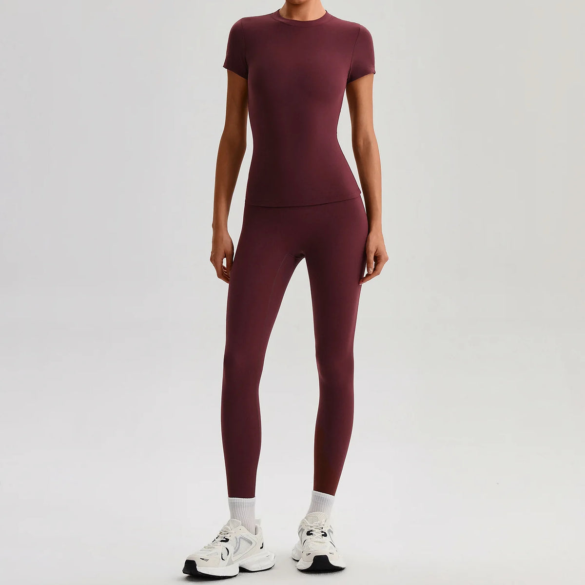 Conjunto Deportivo Mujer 2 Piezas – Camiseta Manga Corta y Short Tiro Alto Transpirable